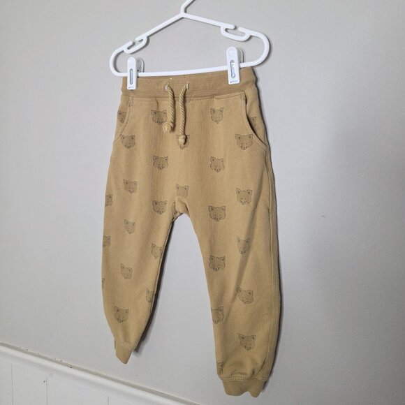 RYLEE CRU Yellow Fox Joggers - Picture 1 of 3